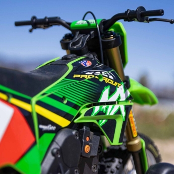 1/4 Promoto-MX Motorrad RTR mit Akku und Ladegerät, Pro Circuit